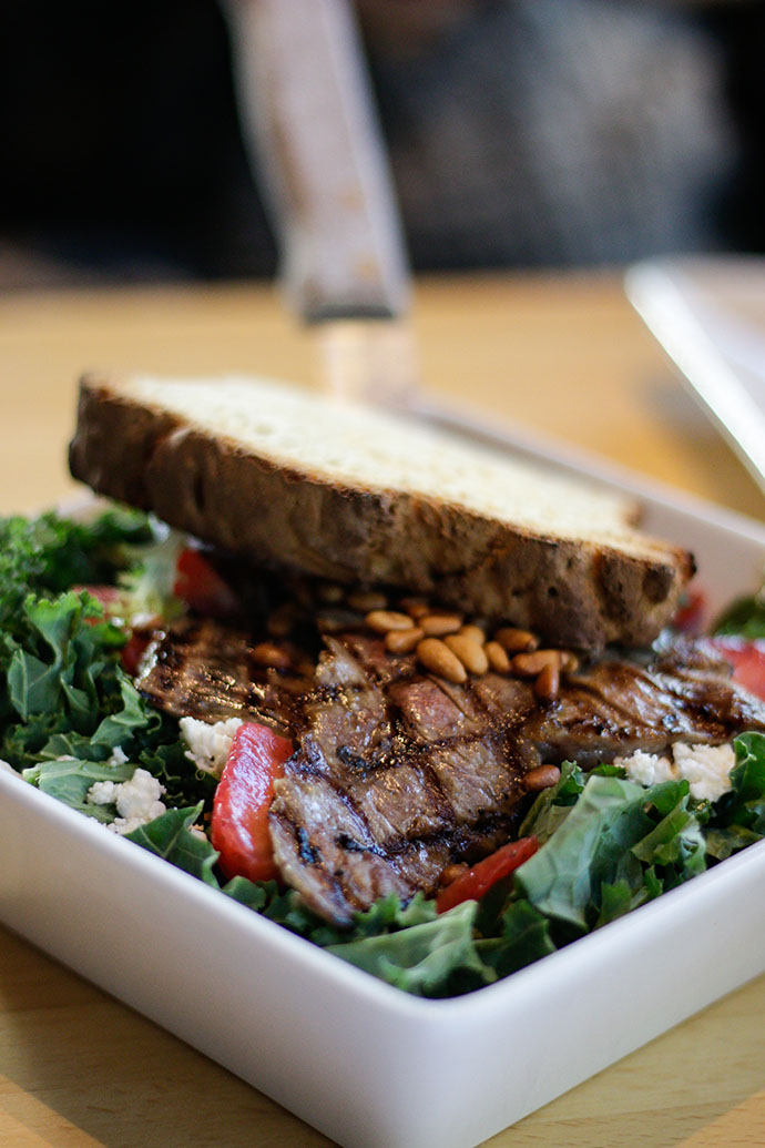 seattle organic restaurant - steak salad